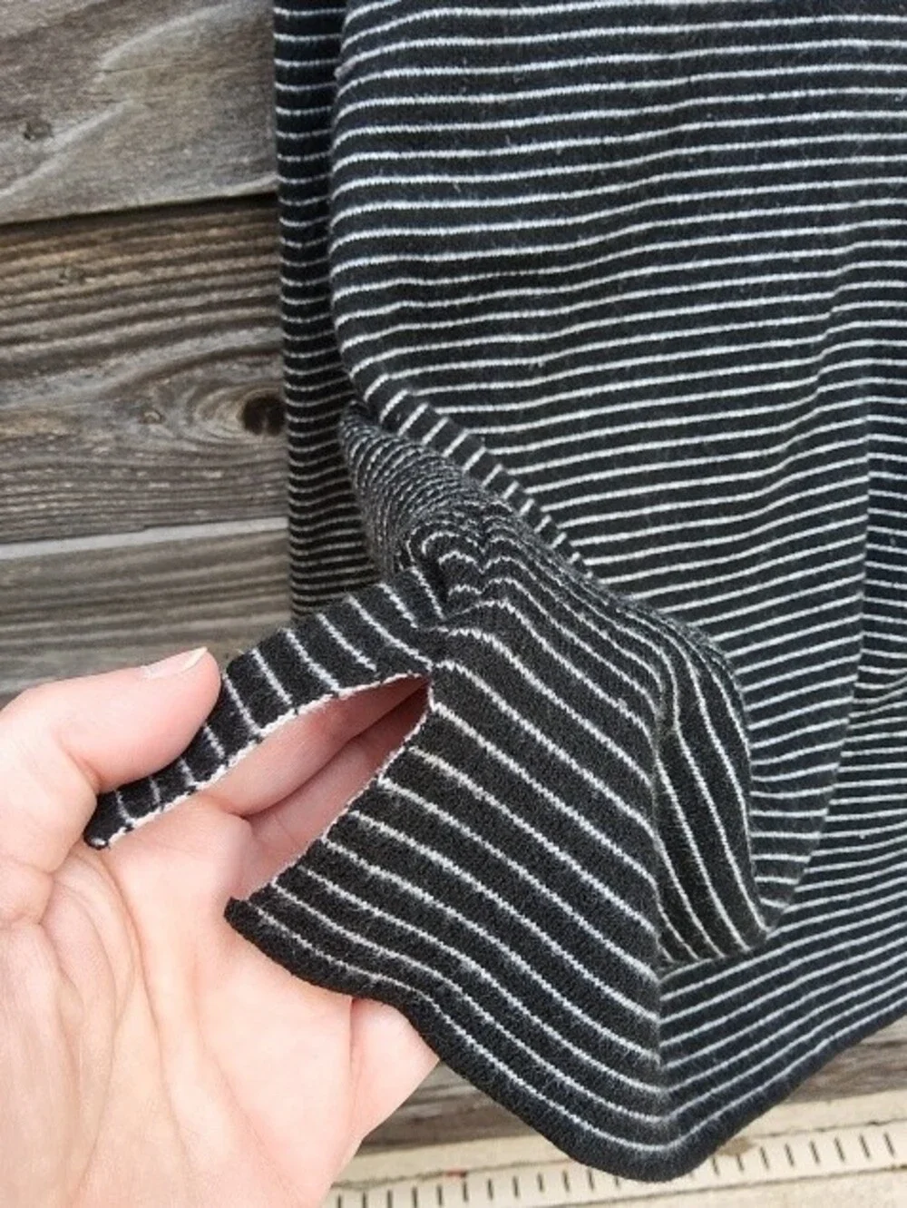 LOFT Black and White Striped Sweater Size XL - Picture 6 of 9